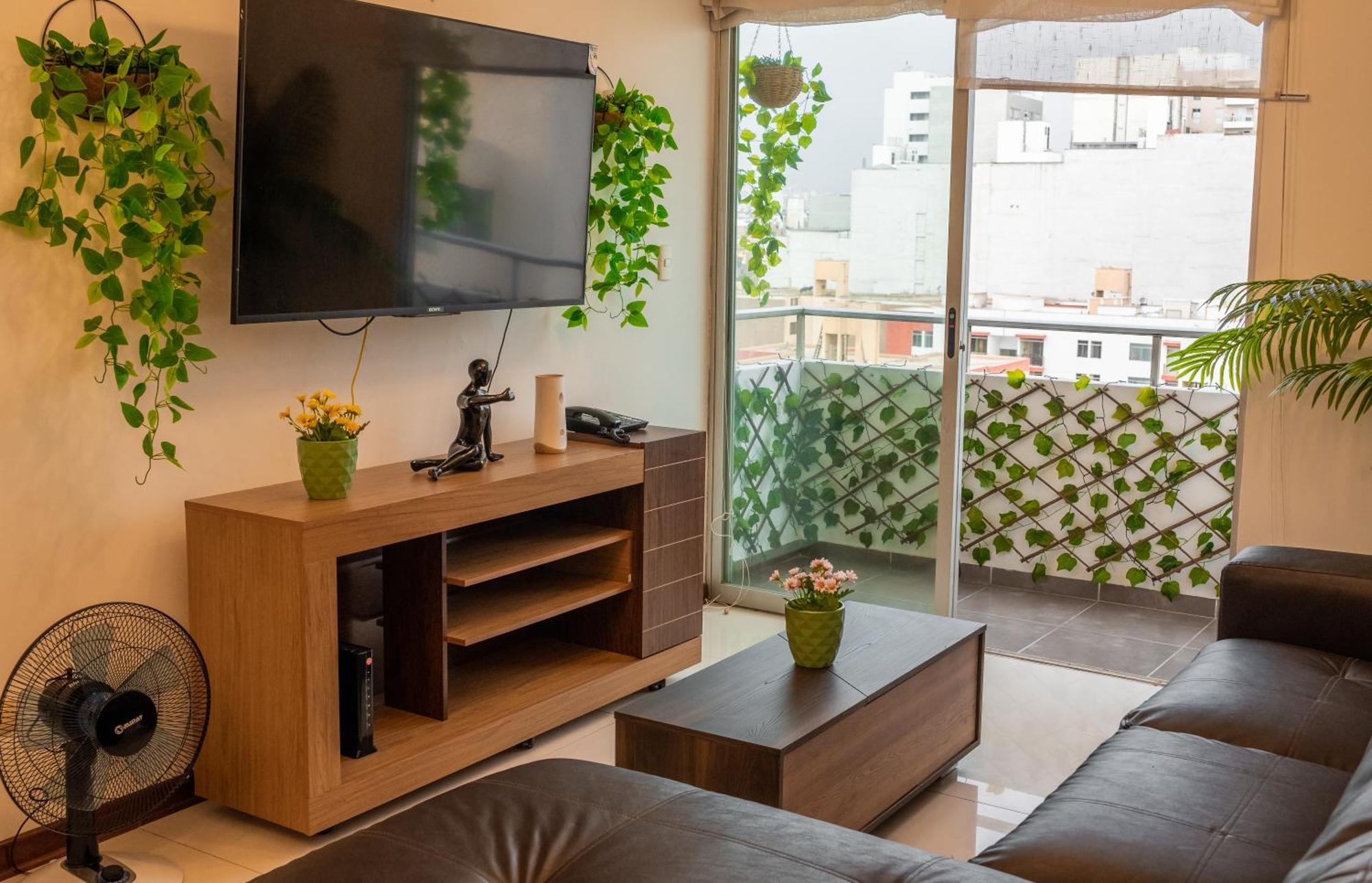Pacific - Espacioso Y Acogedor Apartment Lima